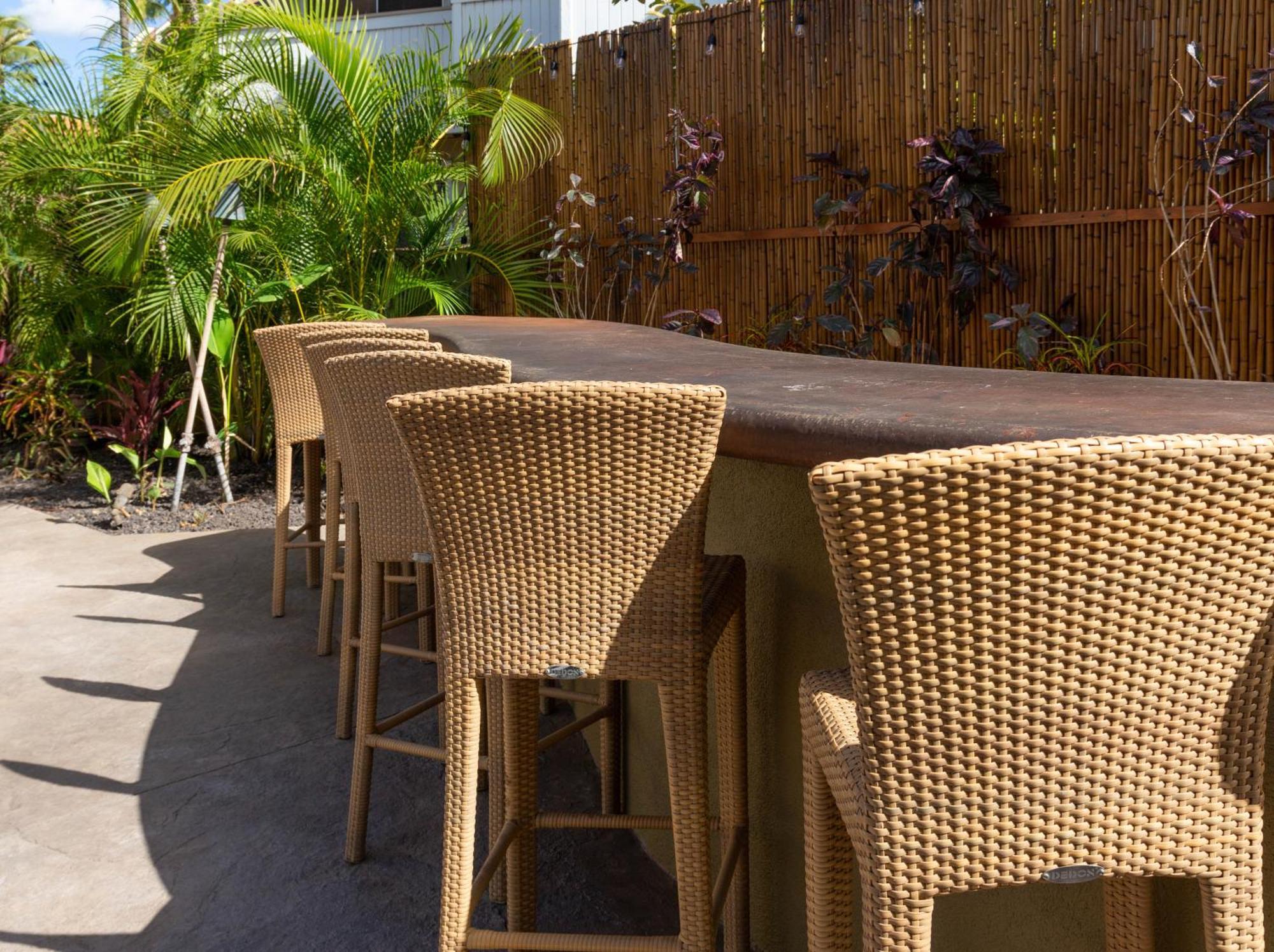Lotus Suite, 1 Bedroom, Sleeps 4, Pool & Bbq, Pre-Renovation Summer Sale キヘイ エクステリア 写真