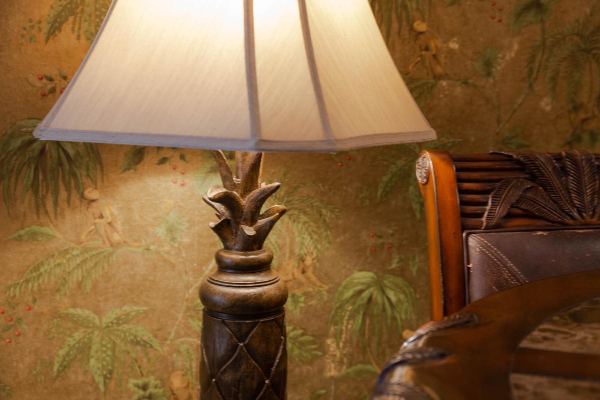 Lotus Suite, 1 Bedroom, Sleeps 4, Pool & Bbq, Pre-Renovation Summer Sale キヘイ エクステリア 写真
